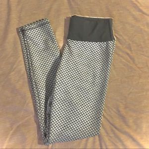 Tik Tok Leggings Med *Shape & Lift* Amazing!